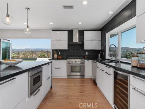 18512 Lincoln Cir , Villa Park, CA