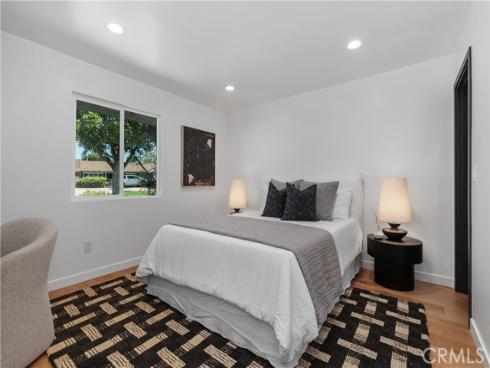 18512 Lincoln Cir , Villa Park, CA