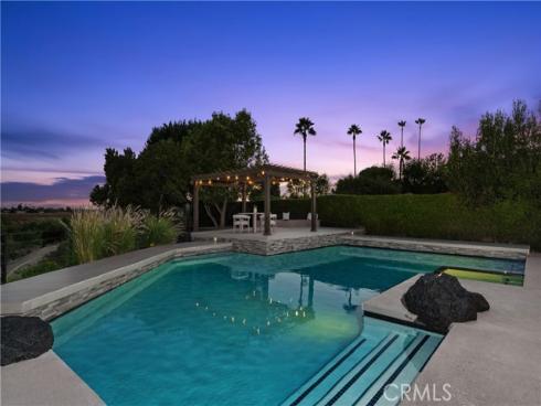 18512 Lincoln Cir , Villa Park, CA