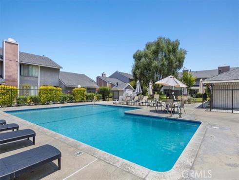 6136  Hefley  39  Street, Westminster, CA