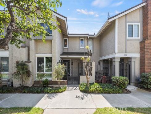 5281  Victoria   Place, Westminster, CA