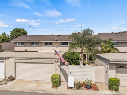 5281  Victoria   Place, Westminster, CA