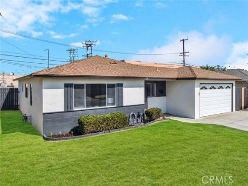 8921  Elvira Avenue  , Westminster, CA