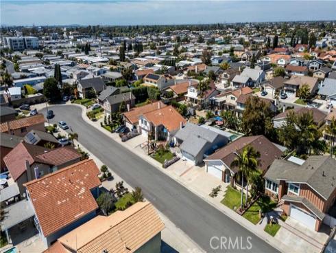 8421 Sandalwood Circle, Westminster, CA