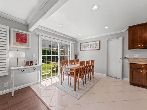 8832 Williamsburg Avenue, Westminster, CA