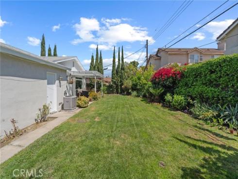 8832 Williamsburg Avenue, Westminster, CA