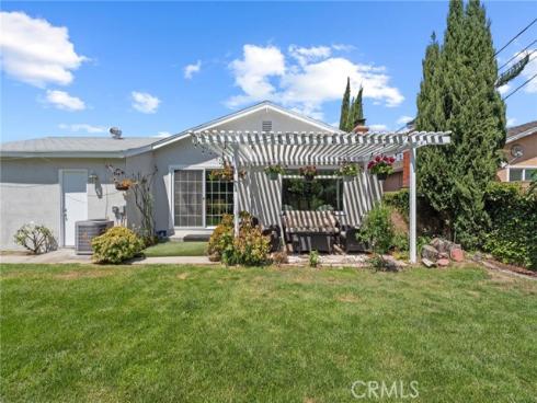8832 Williamsburg Avenue, Westminster, CA