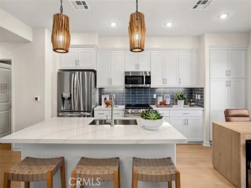 7002  Solara  , Westminster, CA