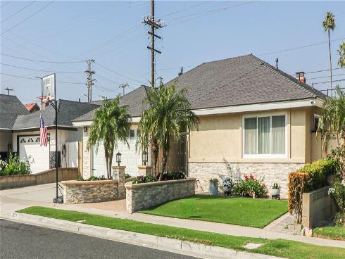 8671 Bermuda Avenue, Westminster, CA