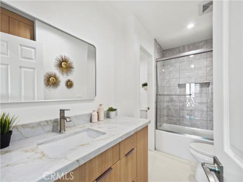 15065  Henley  1  Drive, Westminster, CA