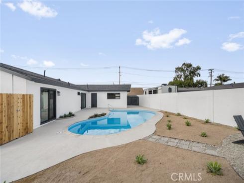 6072  Navajo   Road, Westminster, CA