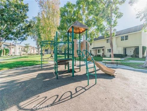 5206  Victoria  , Westminster, CA