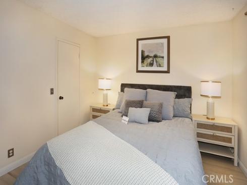 15289  Cadiz  , Westminster, CA