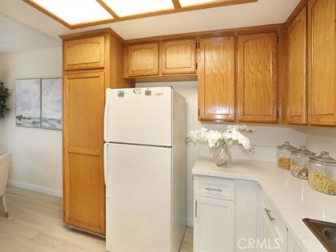 15289  Cadiz  , Westminster, CA