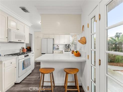 5006 Hampton Court, Westminster, CA