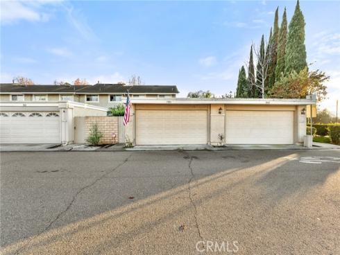 5006 Hampton Court, Westminster, CA