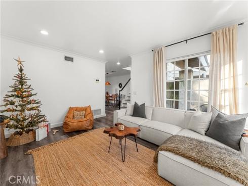 5006 Hampton Court, Westminster, CA