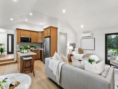 6091  Navajo  , Westminster, CA