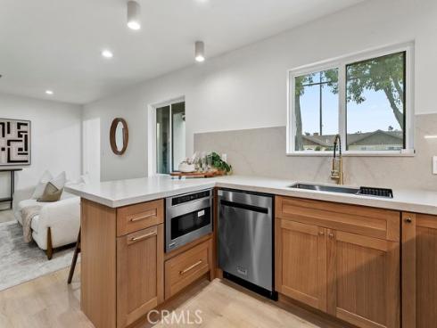 6091  Navajo  , Westminster, CA