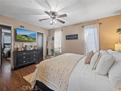 15942  Topaz  , Westminster, CA