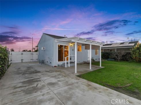 8801  Jennrich  , Westminster, CA