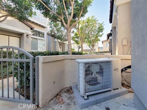 13523  Cobblestone  , Westminster, CA