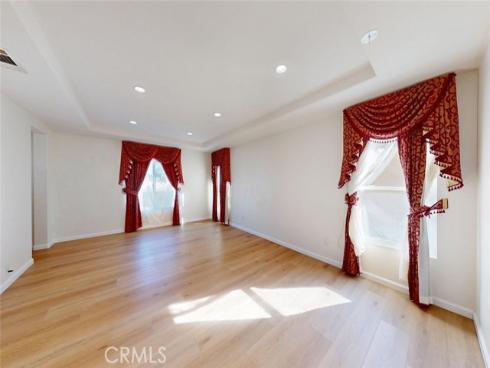 19  Sorbonne  , Westminster, CA