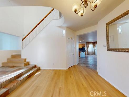 19  Sorbonne  , Westminster, CA