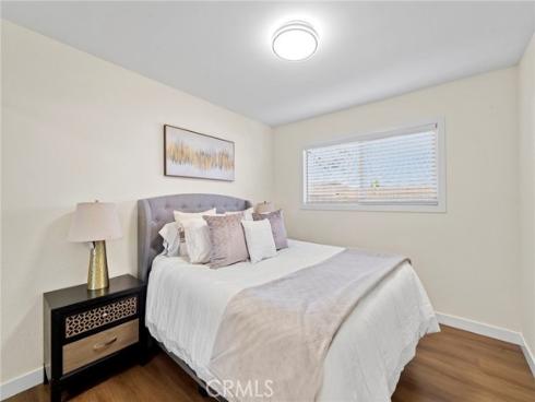 9561  Cardinal   Avenue, Westminster, CA