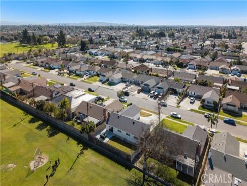 9561  Cardinal   Avenue, Westminster, CA