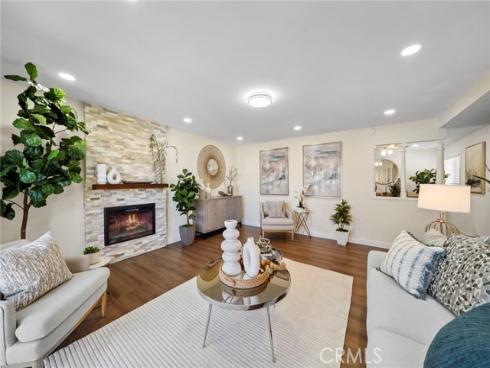 9561  Cardinal   Avenue, Westminster, CA