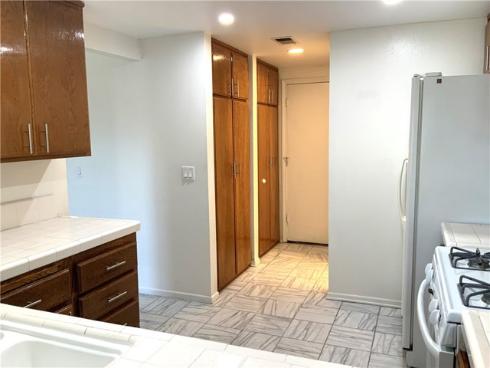 7106  Brentwood  , Westminster, CA