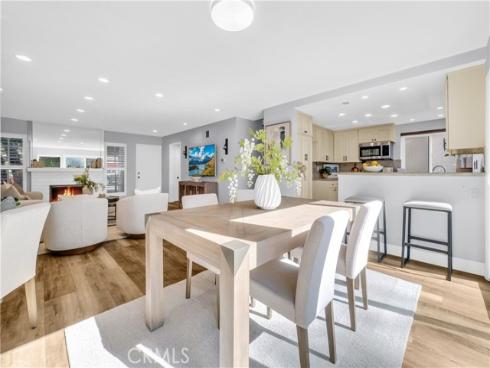 5213  Piccadilly   Circle, Westminster, CA