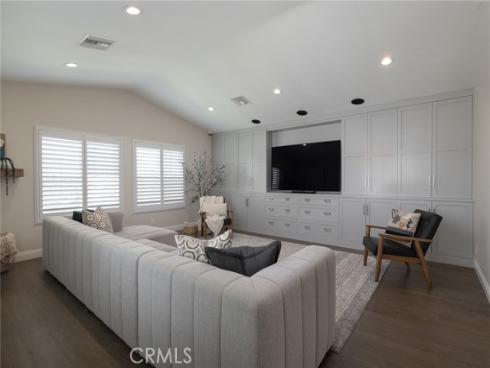 14171  Uxbridge  , Westminster, CA