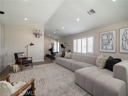 14171  Uxbridge  , Westminster, CA