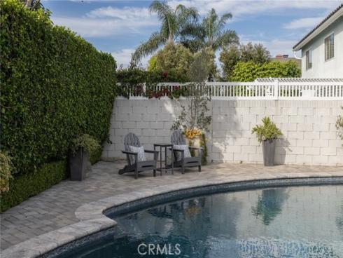 14171  Uxbridge  , Westminster, CA