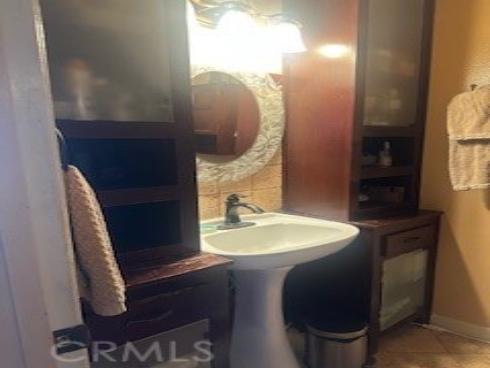 5246  Saint George  , Westminster, CA