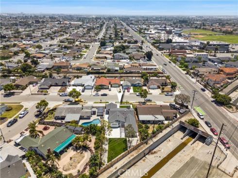 6541 Bestel Avenue, Westminster, CA