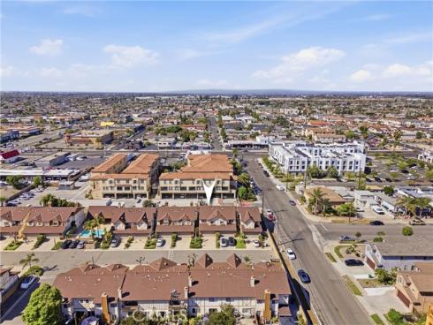 7113  Brentwood  , Westminster, CA