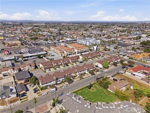 7113  Brentwood  , Westminster, CA