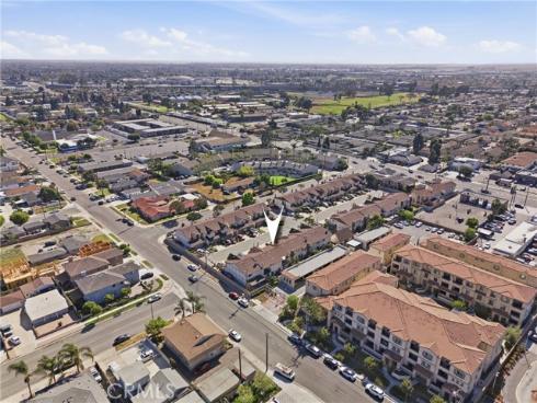 7113  Brentwood  , Westminster, CA