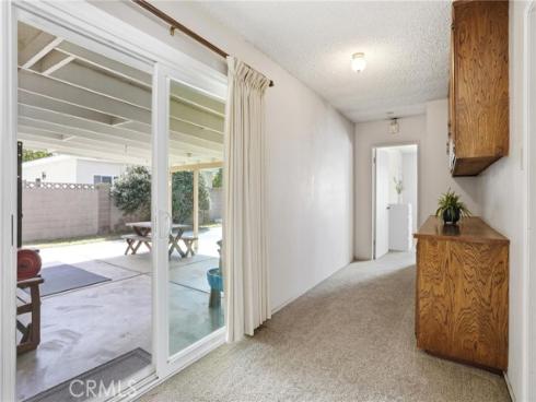 6692  Sutton  , Westminster, CA