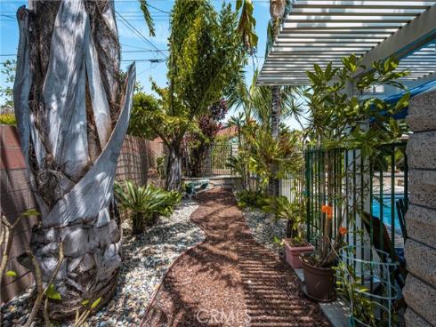 5591 Vallecito Drive, Westminster, CA