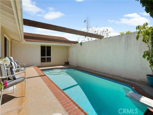 5642 Meinhardt , Westminster, CA