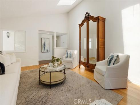 5642 Meinhardt , Westminster, CA