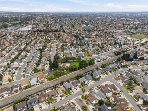 9700 Calendula Avenue, Westminster, CA