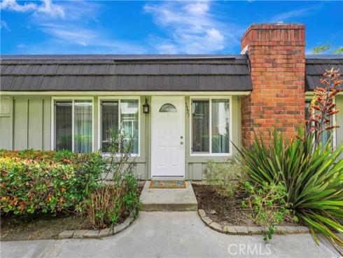 5371 Victoria Place