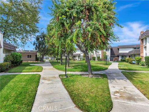 5371 Victoria Place, Westminster, CA