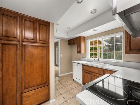 5242 Loyola , Westminster, CA