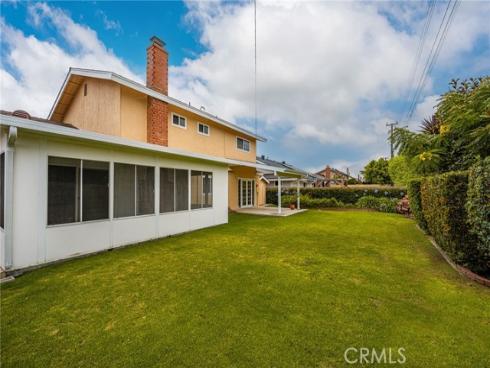 5242 Loyola , Westminster, CA
